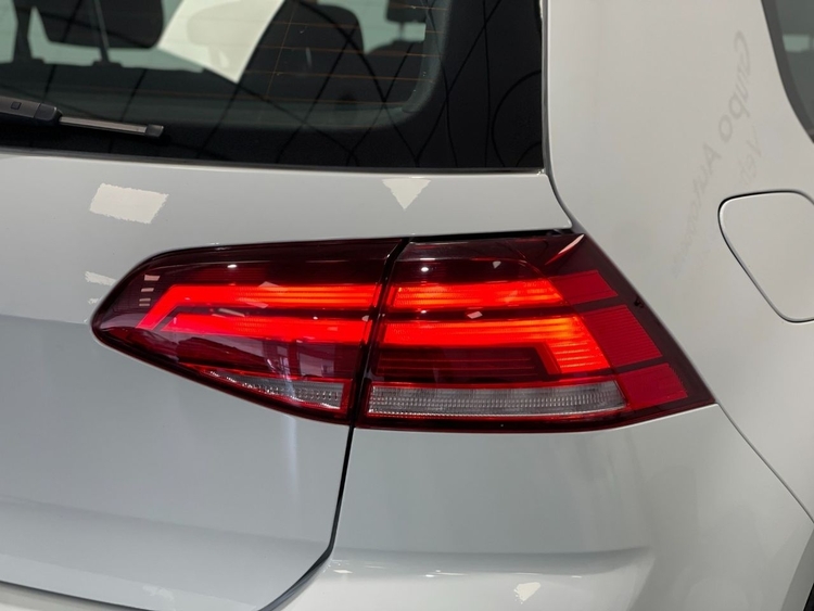 Volkswagen Golf READY 2 GO foto 51