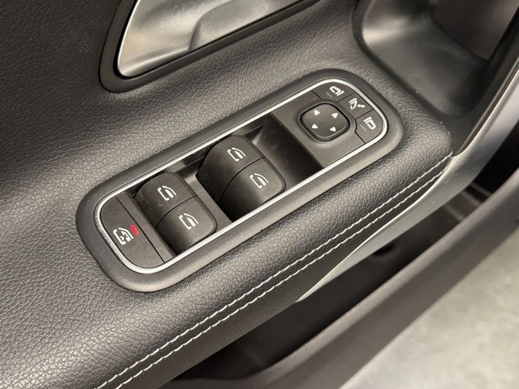 Mercedes CLA 200D foto 17