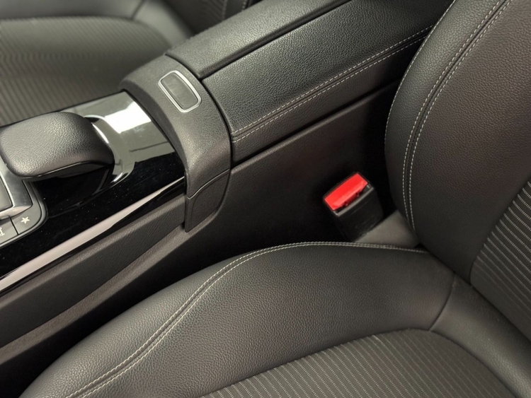 Mercedes CLA 200D foto 26