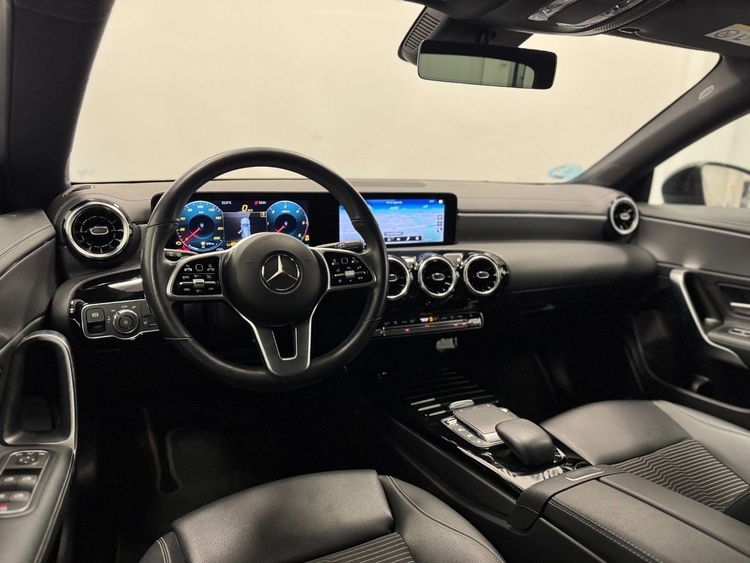 Mercedes CLA 200D foto 9