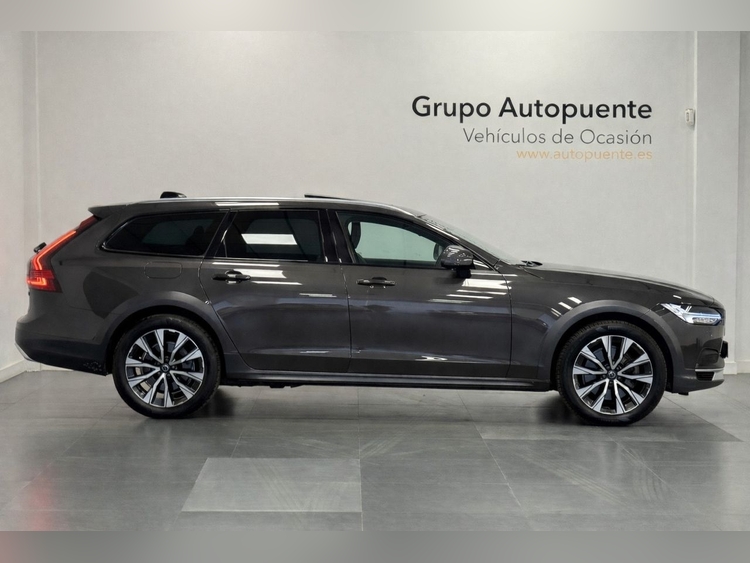 Volvo V90 CROSS COUNTRY 2.0 B4 AWD AUTO foto 3