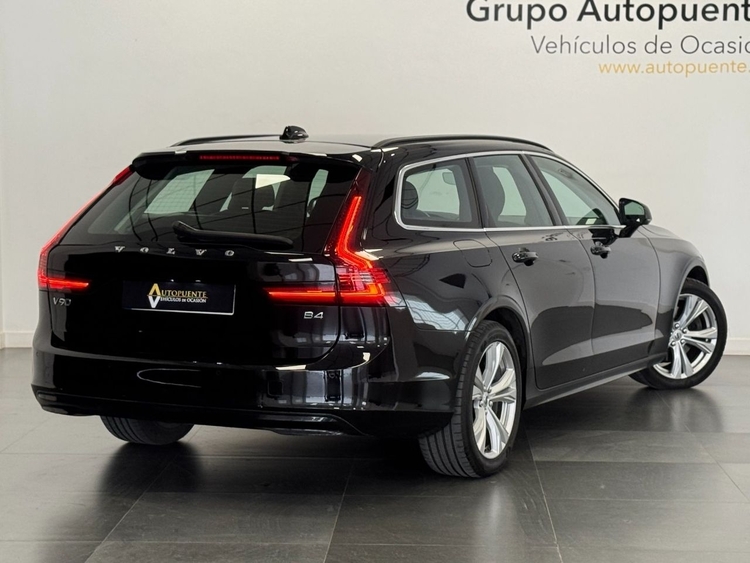 Volvo V90 MOMENTUM PRO AUTO foto 4