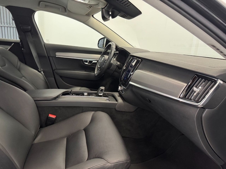 Volvo V90 MOMENTUM PRO AUTO foto 28
