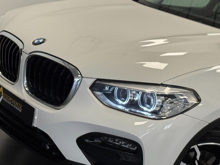 BMW X4 XDRIVE 20D foto 49