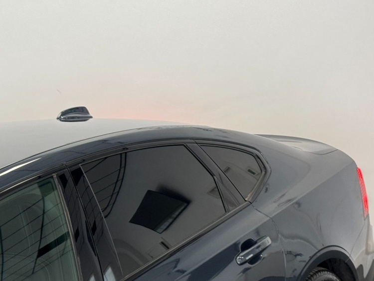 Volvo S90 T8 RECHARGE R-DESIGN foto 47