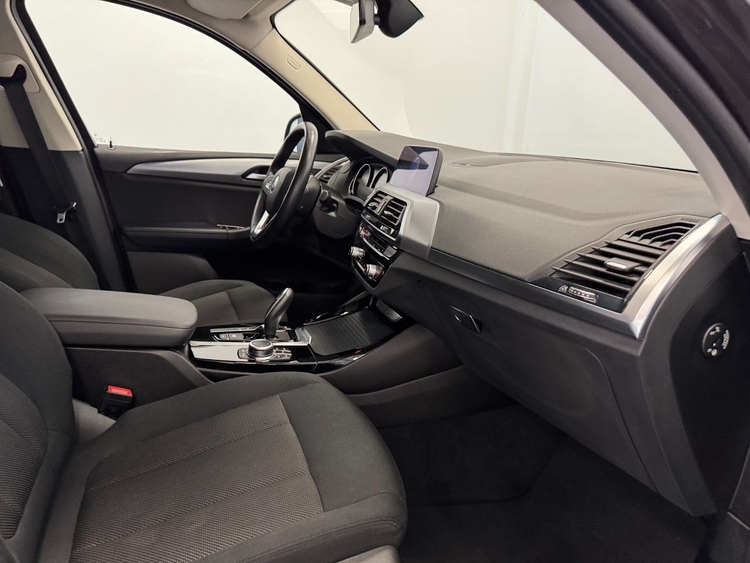 BMW X3 XDRIVE 20D foto 27