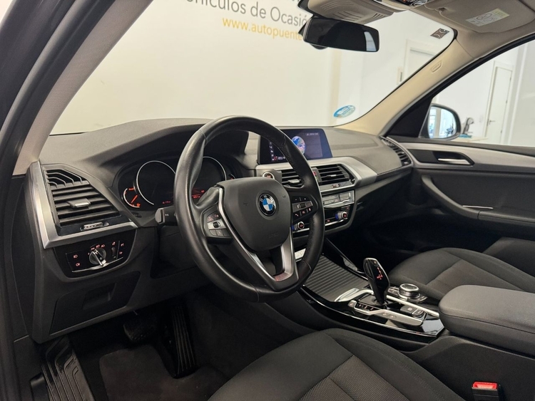 BMW X3 XDRIVE 20D foto 8