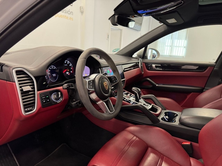 Porsche Cayenne CAYENNE foto 14