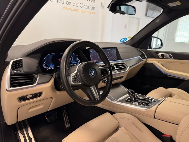 BMW X5 XDRIVE 45E foto 8