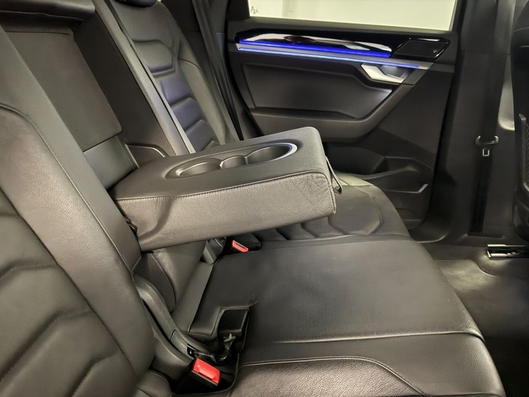Volkswagen Touareg PREMIUM ELEGANCE foto 36