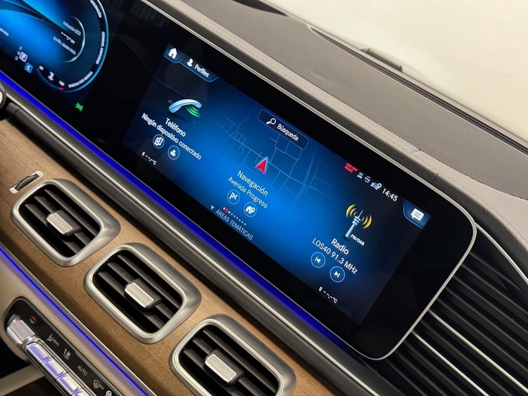 Mercedes GLS AMG 4MATIC 400D foto 38