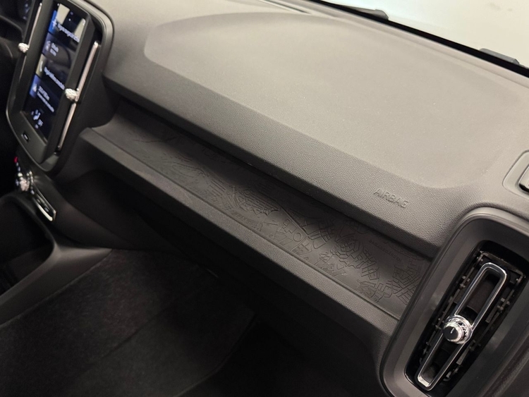 Volvo XC40 MOMENTUM CORE AUTO foto 27