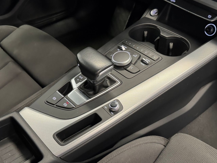 Audi A4 AVANT A4 foto 36