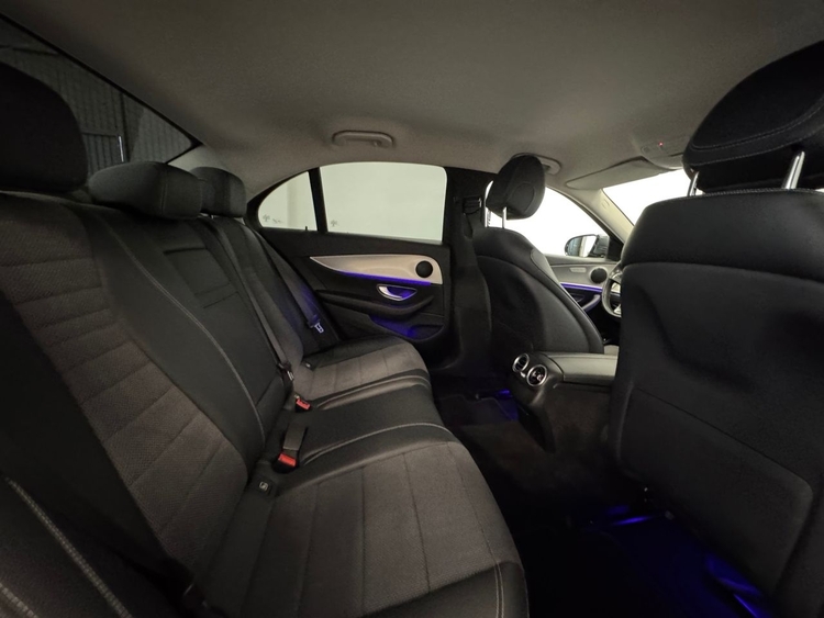 Mercedes Clase E E220D foto 41