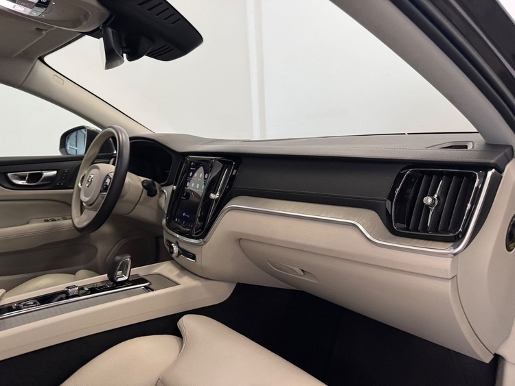 Volvo V60 ULTIMATE AUTO  B4 D foto 32