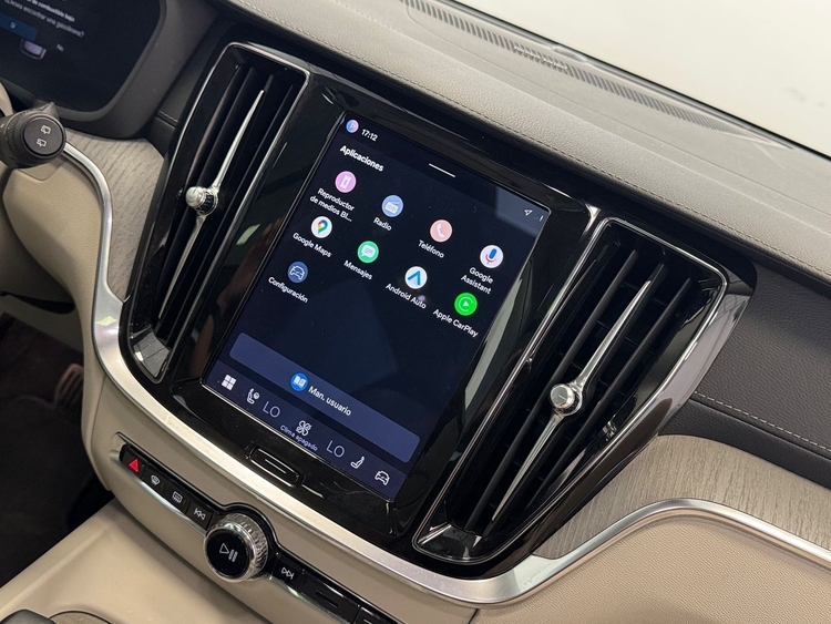 Volvo V60 ULTIMATE AUTO  B4 D foto 36