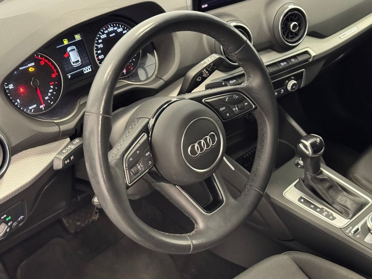 Audi Q2 ADVANCED S-TRONIC  foto 18