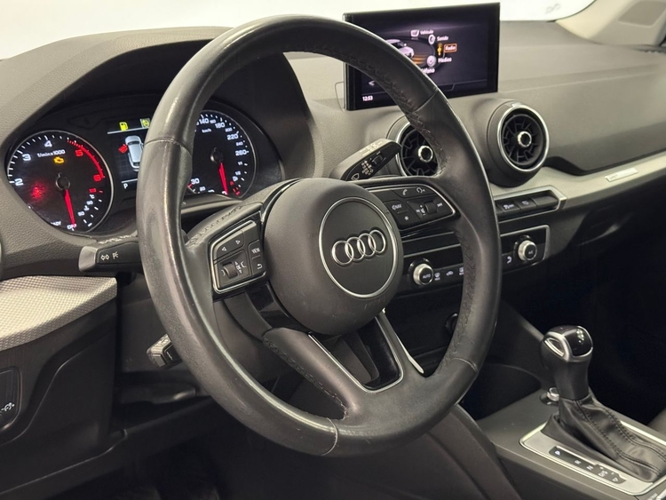 Audi Q2 ADVANCED S-TRONIC  foto 19
