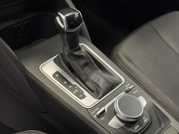 Audi Q2 ADVANCED S-TRONIC  foto 25
