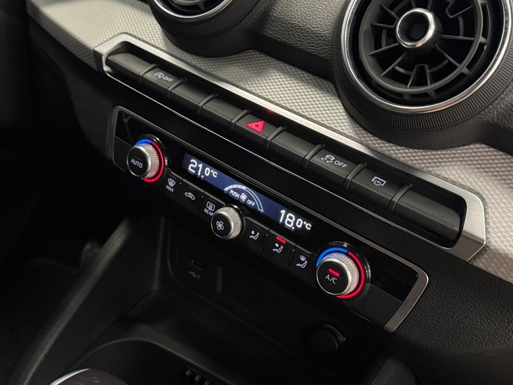 Audi Q2 ADVANCED S-TRONIC  foto 33