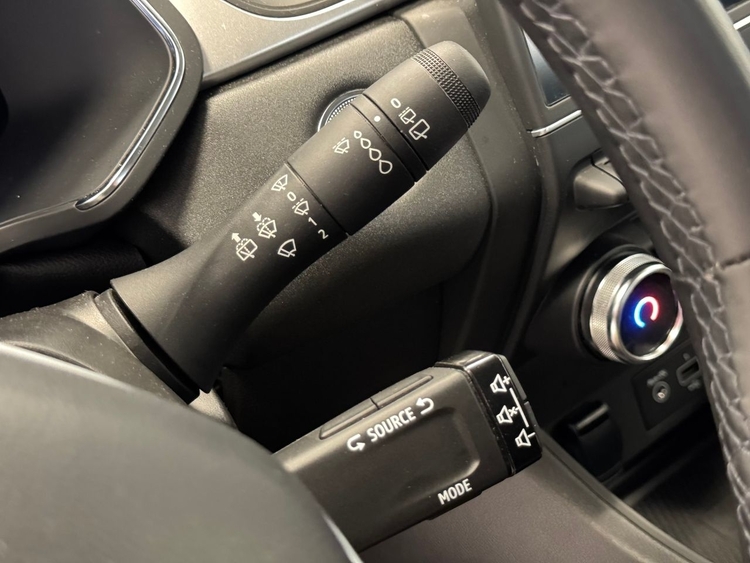 Renault Captur EVOLUTION  E-TECH foto 21