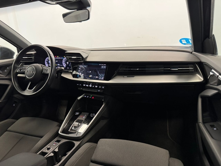 Audi A3 S-LINE  40TFSI E foto 11