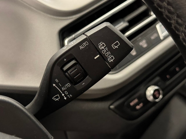 BMW Serie 1 118D foto 18