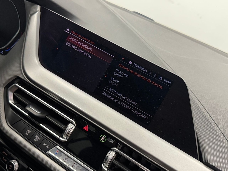 BMW Serie 1 118D foto 25