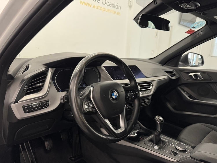 BMW Serie 1 118D foto 8