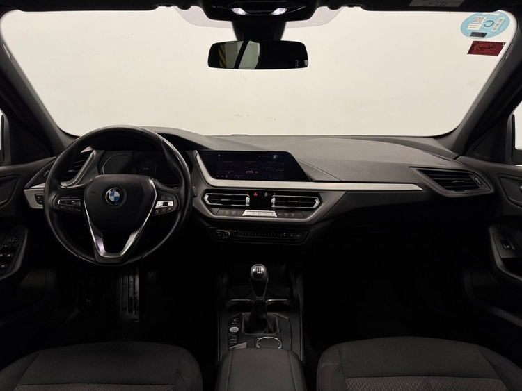 BMW Serie 1 118D foto 10
