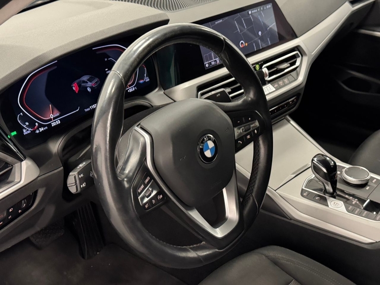 BMW Serie 3 320D AUTO foto 18