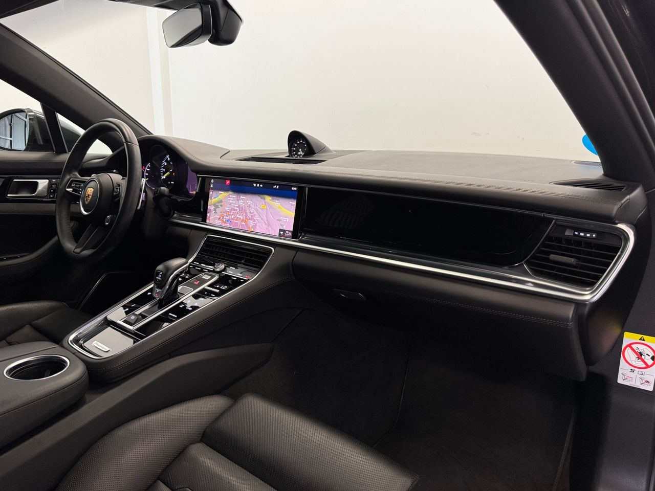 Porsche Panamera 4 E-HYBRID miniatura 13