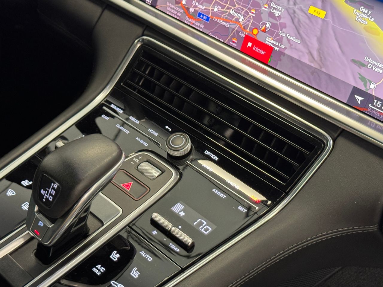 Porsche Panamera 4 E-HYBRID miniatura 36