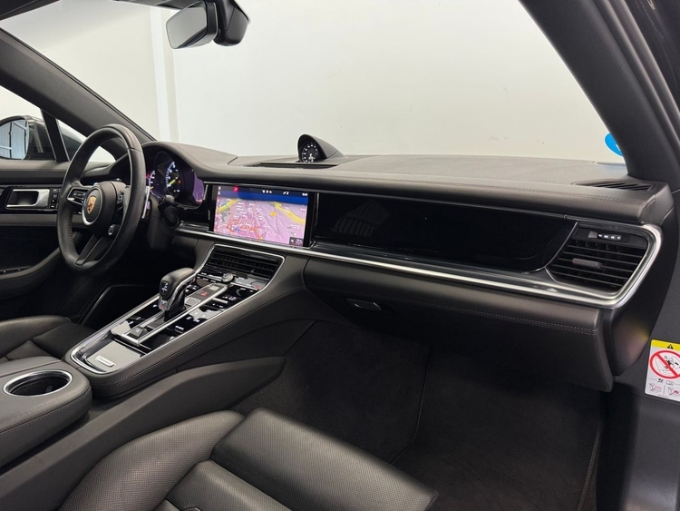 Porsche Panamera 4 E-HYBRID foto 24