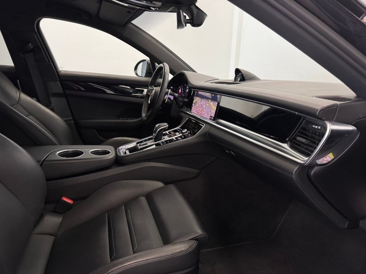 Porsche Panamera 4 E-HYBRID foto 26