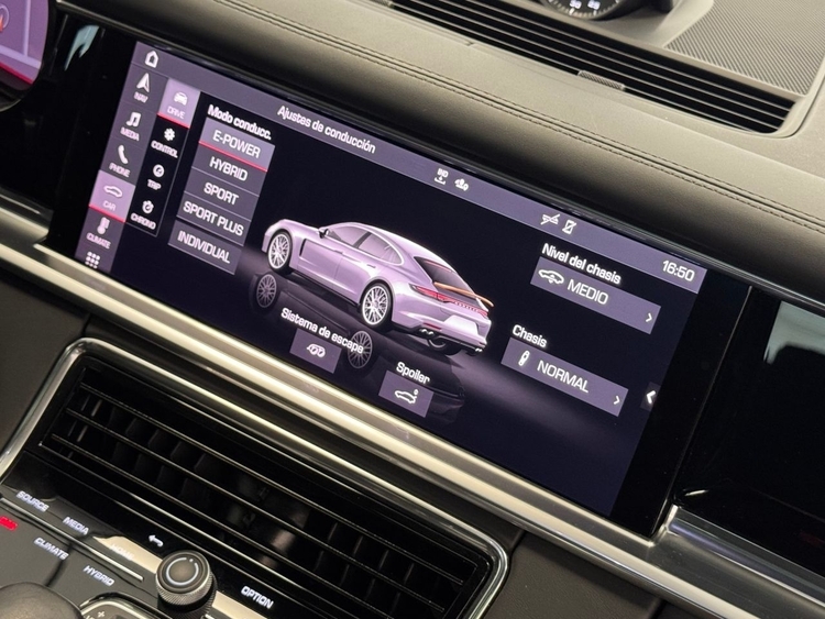 Porsche Panamera 4 E-HYBRID foto 33