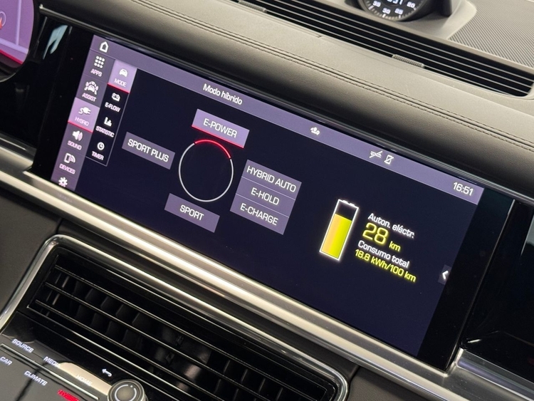 Porsche Panamera 4 E-HYBRID foto 35