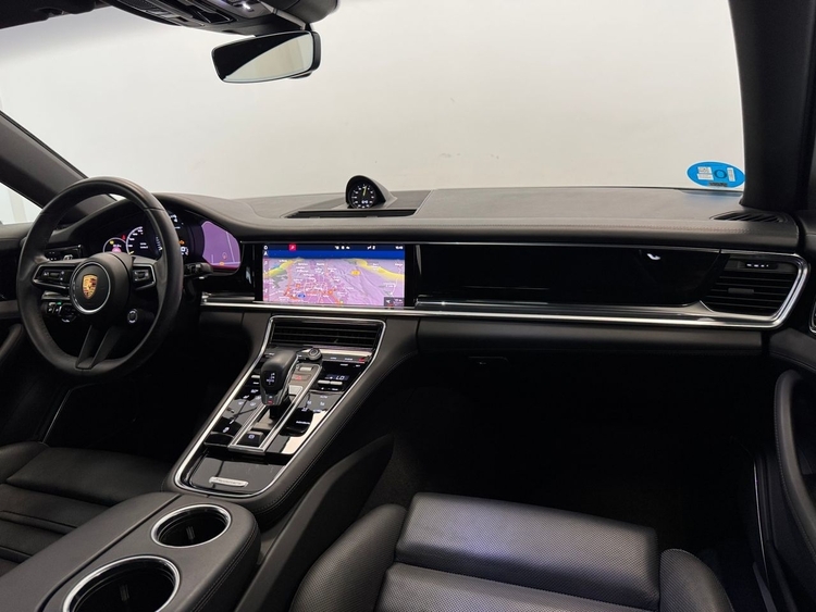Porsche Panamera 4 E-HYBRID foto 11