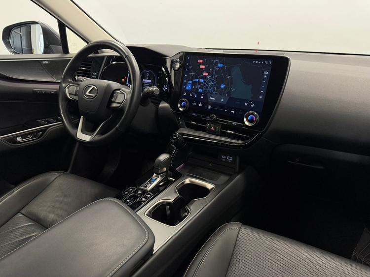 Lexus NX 450H + LUXURY foto 12