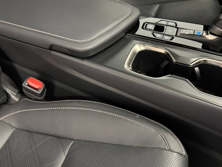 Lexus NX 450H + LUXURY foto 41