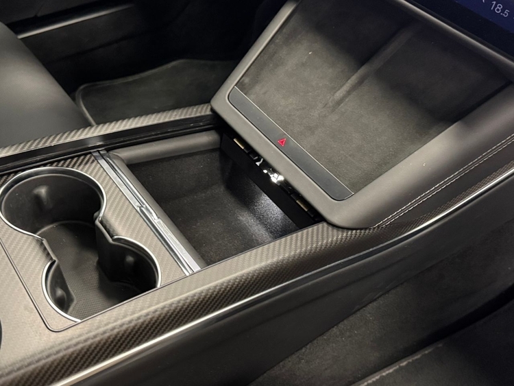 Tesla Model  S PLAID  foto 25