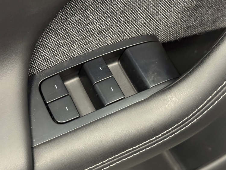 Tesla Model  S PLAID  foto 11