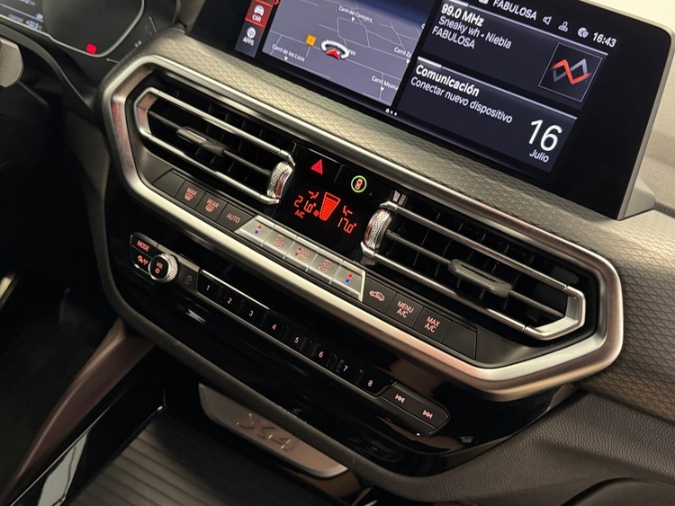 BMW X4 XDRIVE 30D M foto 37