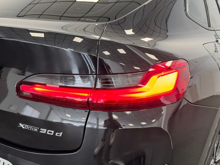 BMW X4 XDRIVE 30D M foto 46