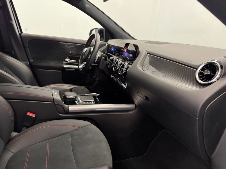Mercedes GLA 250E AMG foto 25