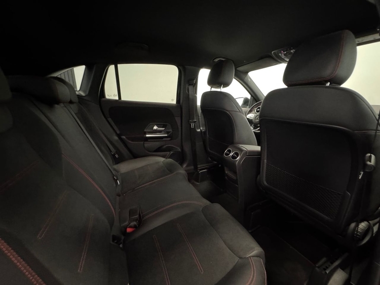 Mercedes GLA 250E AMG foto 42