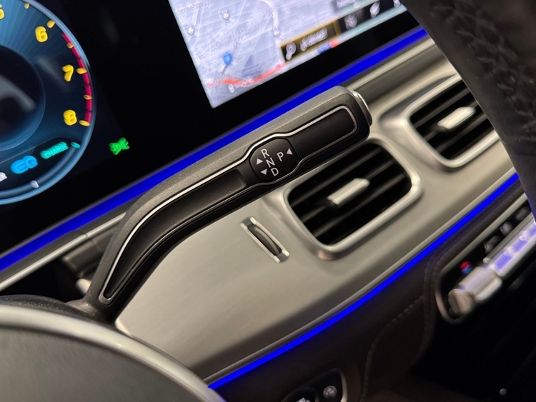 Mercedes GLE 450 4MATIC foto 25