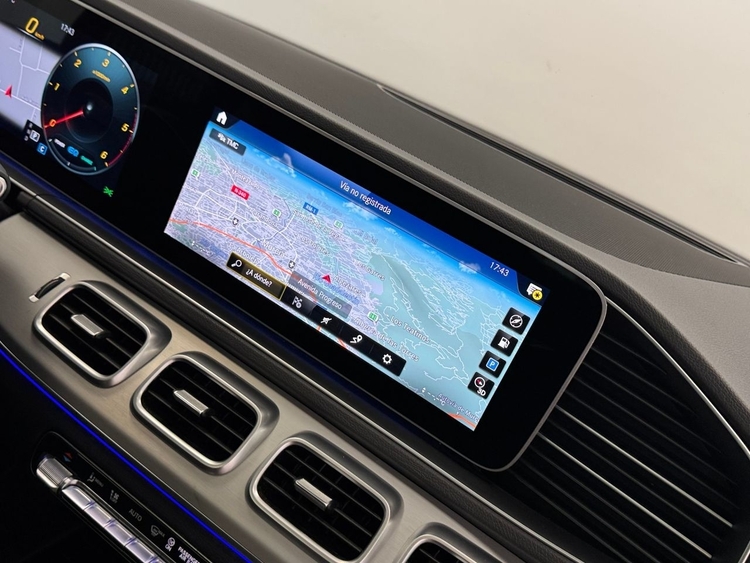 Mercedes GLE 300D 4MATIC AMG foto 35
