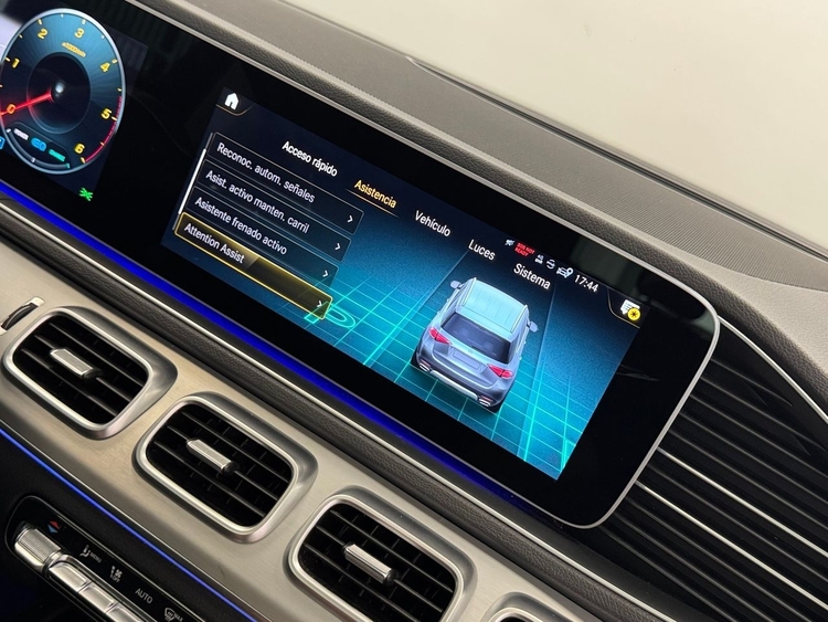 Mercedes GLE 300D 4MATIC AMG foto 42