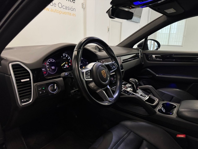 Porsche Cayenne E-HYBRID foto 14